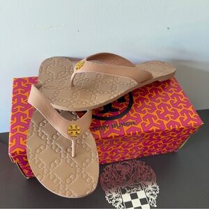 NEW Tory Burch Tan Sandals